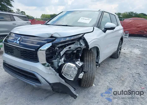 2025 Mitsubishi Outlander Se 2.5 S-Awc/Trail Edition S-Awc from USA, damaged, VIN JA4J4VA87SZ016991